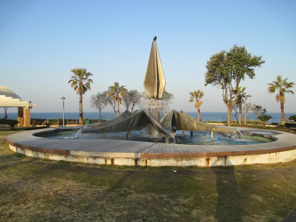 Fountain at Kikar HaAtzmaut (Independence Square) in central Netanya